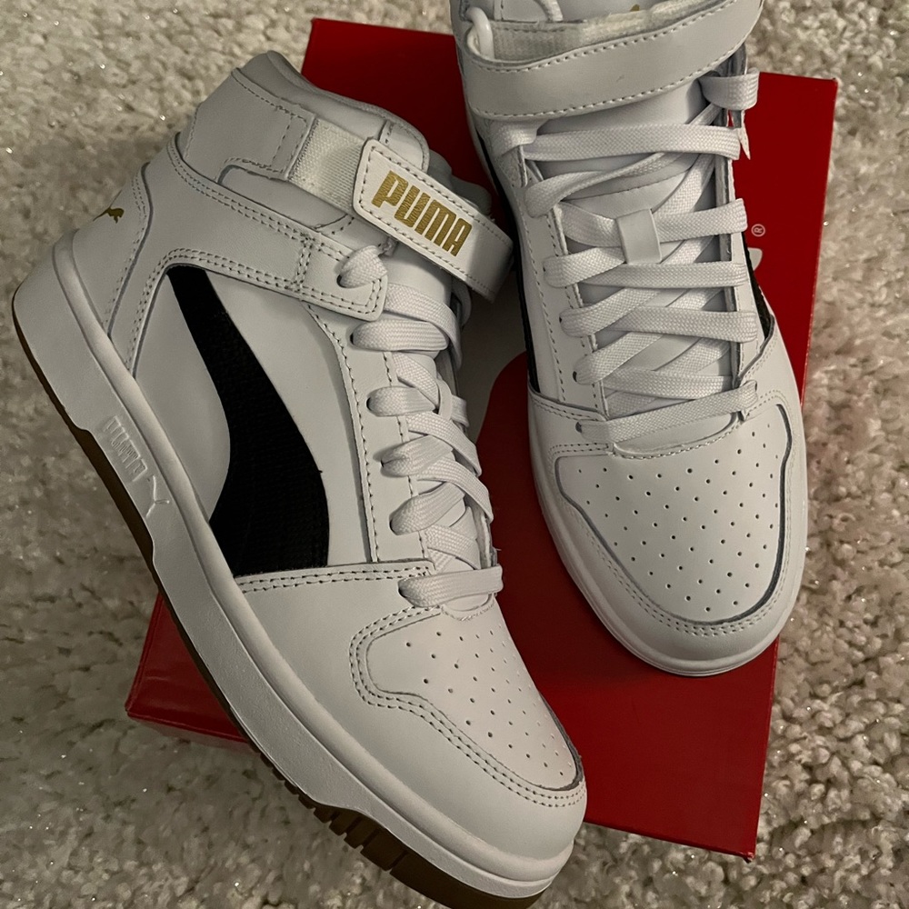 New w/Box Black and White Puma Rebound Mid-Strap JR. Size Junior 6.5/Women 8